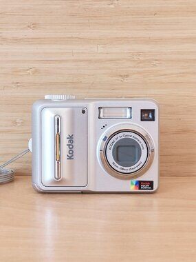 Kodak EasyShare C653 6.1MP 3x Zoom Digital Camera Silver Vintage
